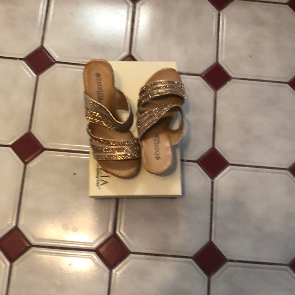 Wedge heel